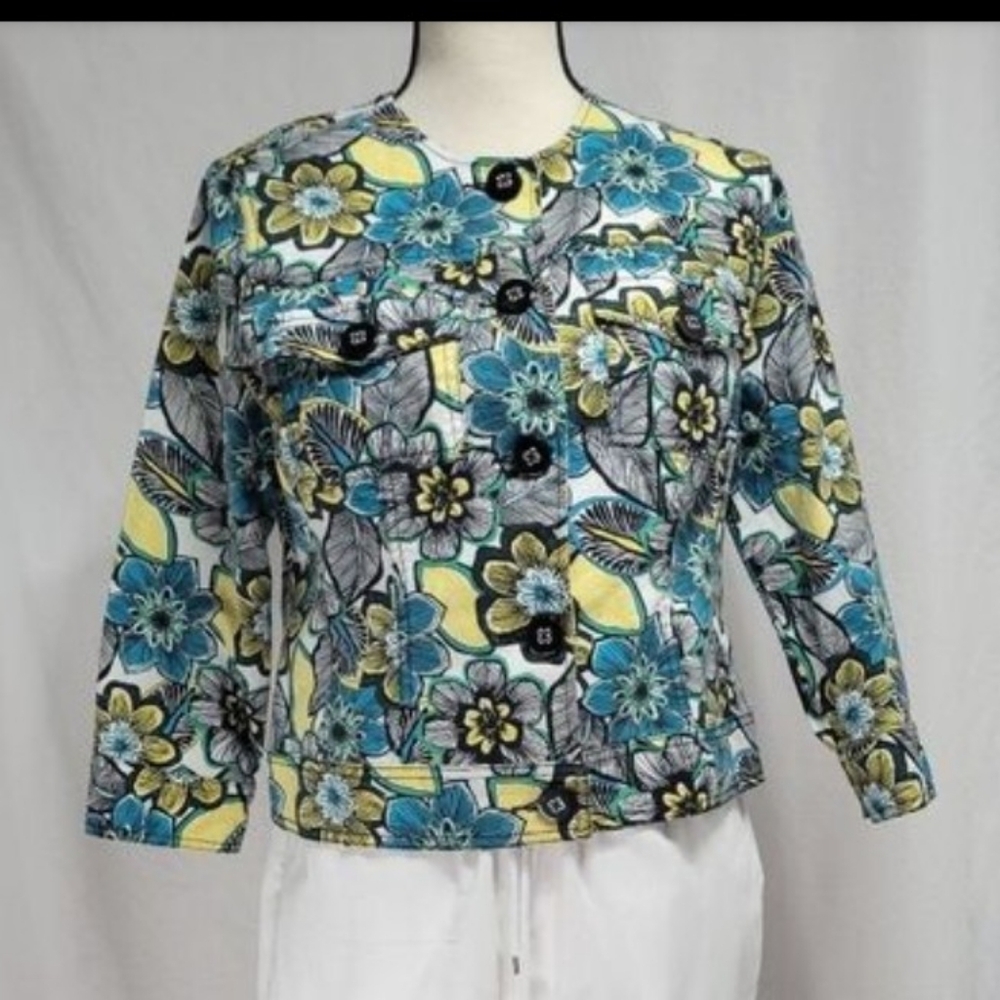 Hearts of Palm Petite cotton denim floral jacket, size 8 Petite